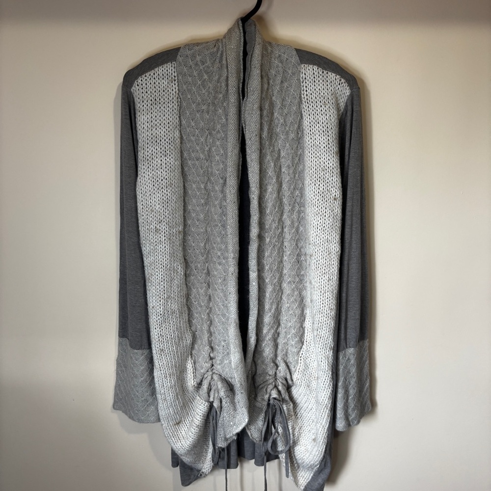 VENUS Women’s Heather Gray & Cream Cardigan Top Boho Vibe with Metallic Sparkle